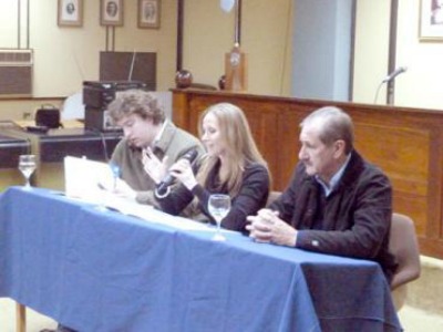 Schepens encabezó la presentación del programa Mi primer trabajo