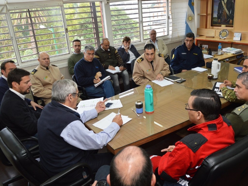 Se reunió Defensa Civil; el río no llegaría al alerta